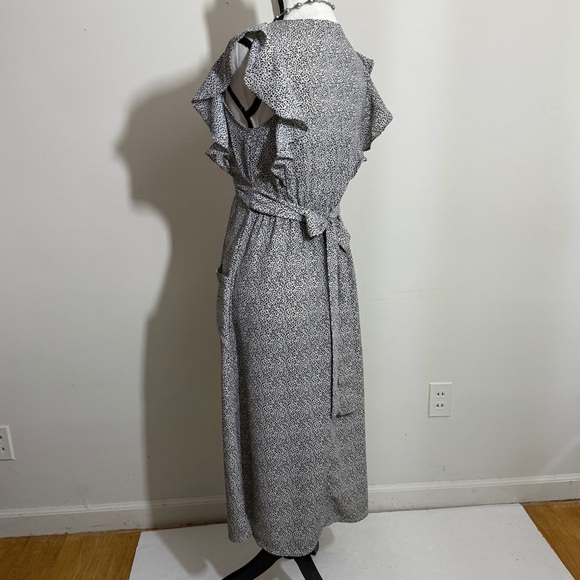 Sienna Sky Monochrome Ruffle Midi Dress sz xs - Picture 8 of 14